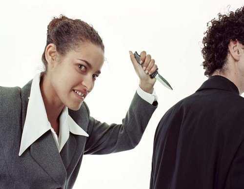 小人都是怎样的,小人一般怎么出现