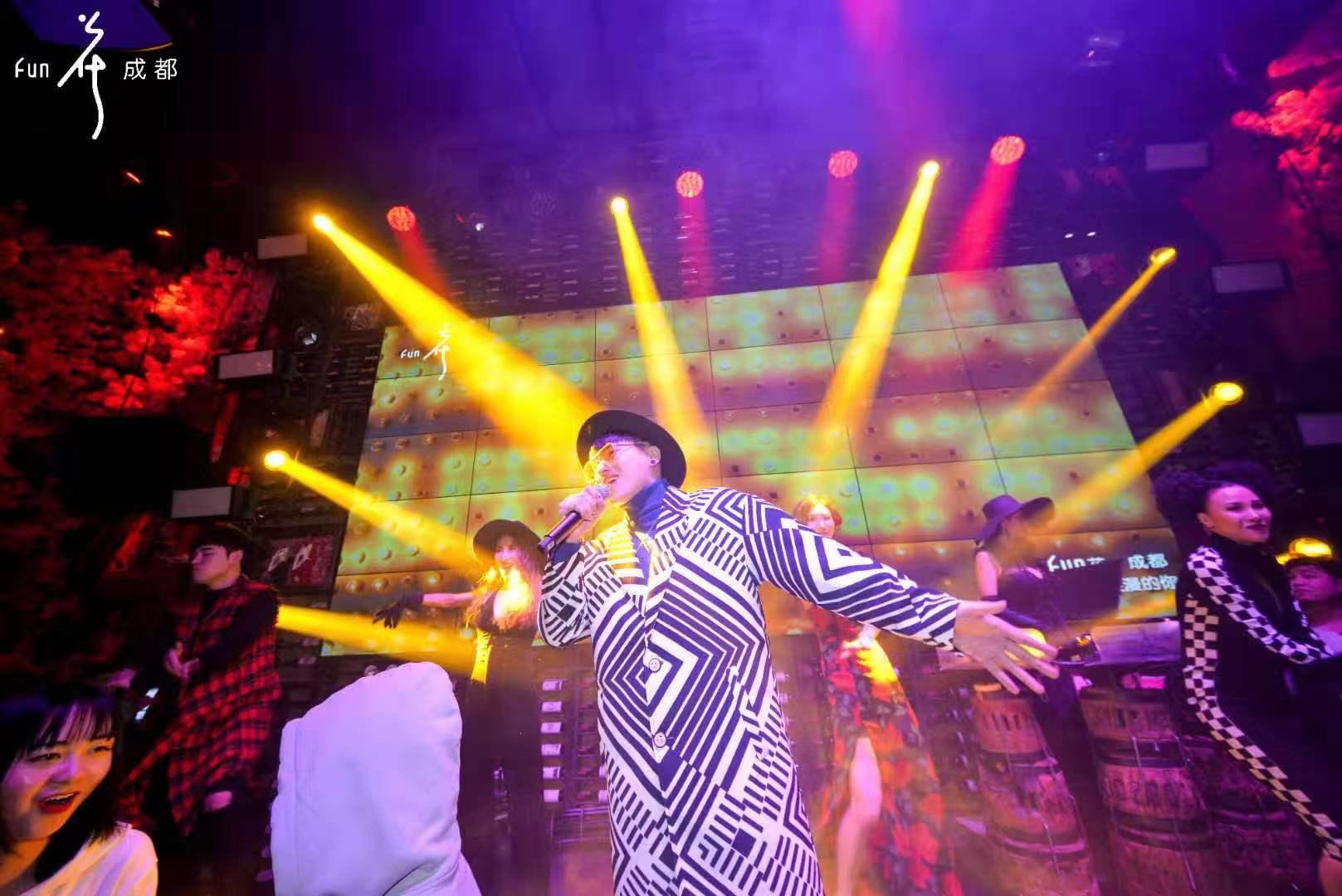 最浪漫的繁花酒吧,南京繁花酒吧