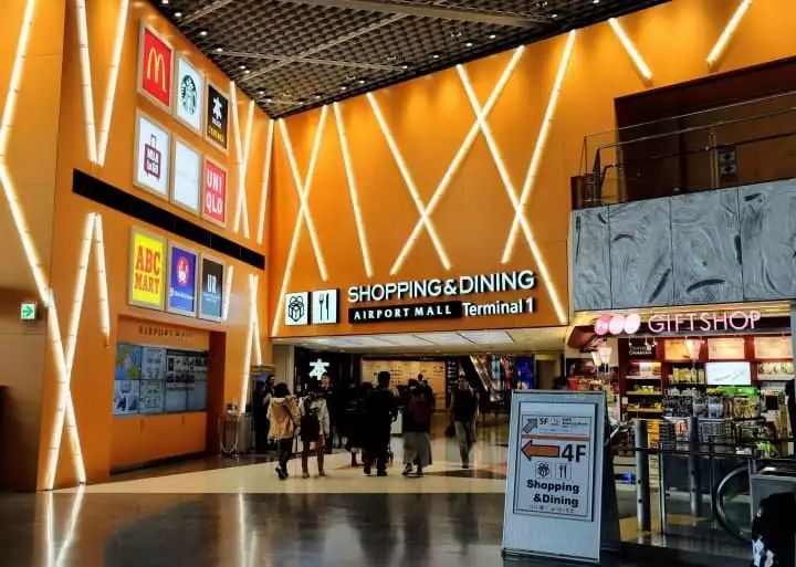 日本成田机场出境全过程,日本成田机场快速入关攻略