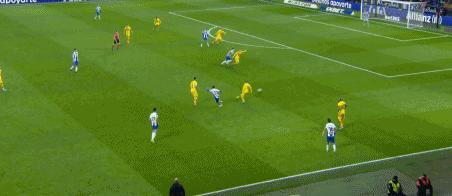 武磊水平最高的一次进球,武磊刚出道时的过人能力