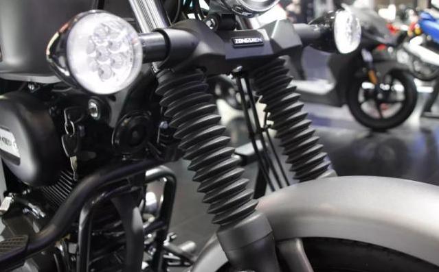 全新美式复古太子车，配CBS联动，13升油箱，极速125，13800元起