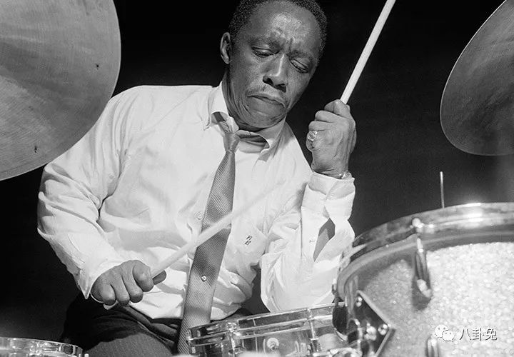 买了不后悔的产品,一万多块钱的表哪款保值