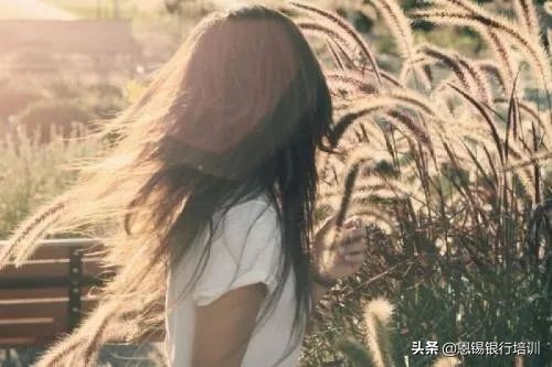 长得好看在生活中优势,长得好看是什么样的体验