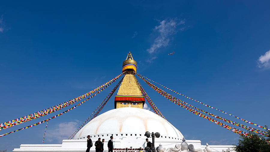 尼泊尔十堰,尼泊尔为什么这么穷