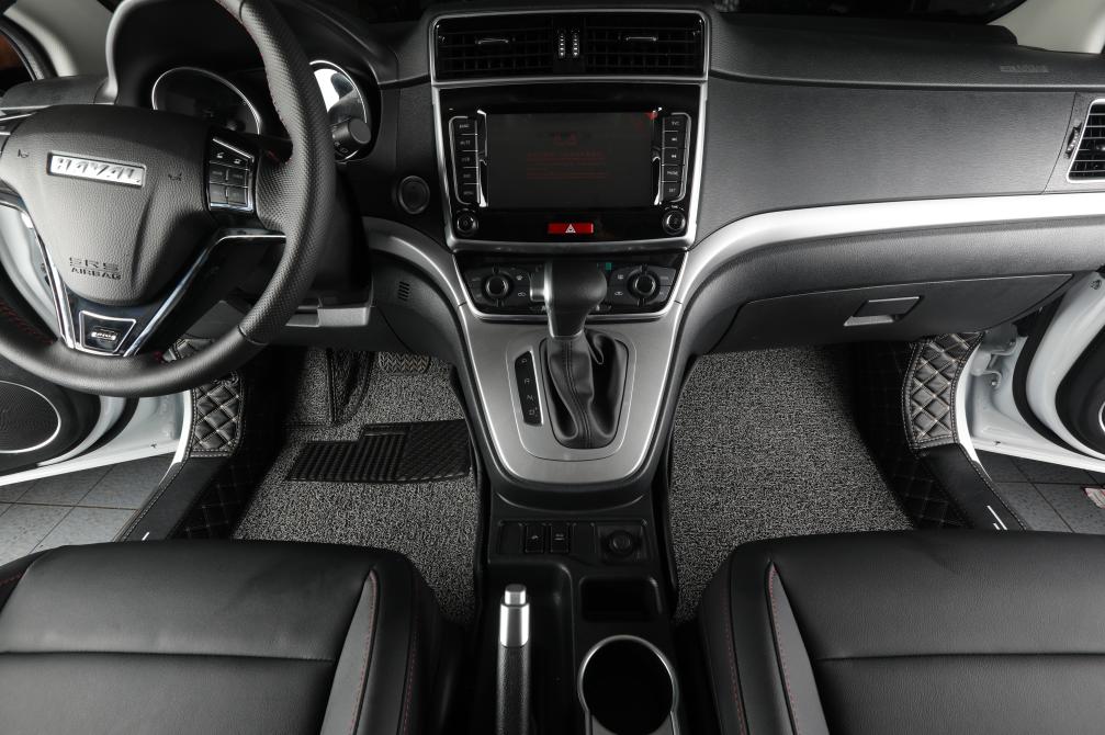 给爱车换一套新脚垫,给爱车定制脚垫应如何下单