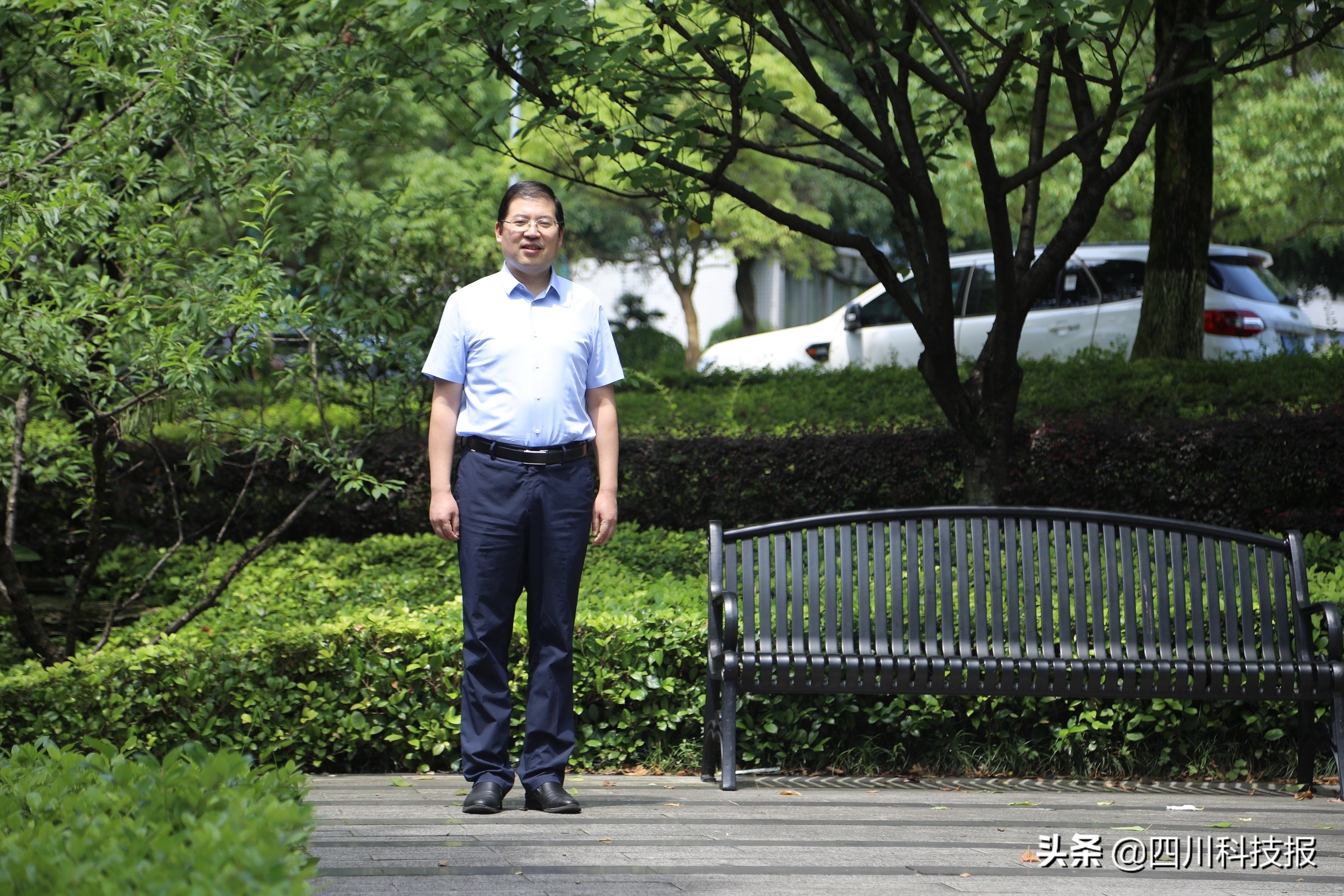 重庆邮电大学校长、重庆市青年科技领军人才协会会长高新波：以科技自立自强为使命抓住机遇迎难而上