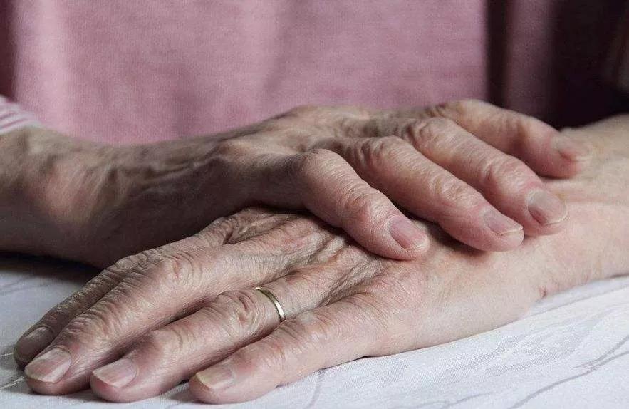 日本敏感皮肤面霜,日本人五合一面霜