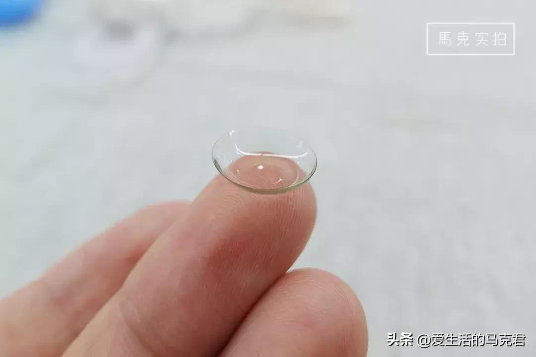 第一次戴隐形眼镜需要注意什么,11.8的隐形眼镜透氧率是多少