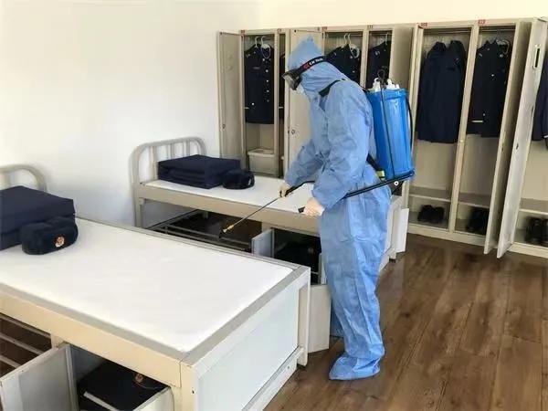 抗疫路上的火焰蓝图片,火焰蓝战疫情