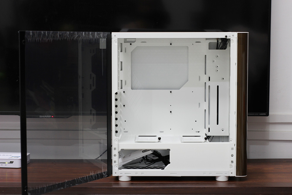 麻雀虽小，用“料”十足——Tt（Thermaltake）挑战者H3机箱体验