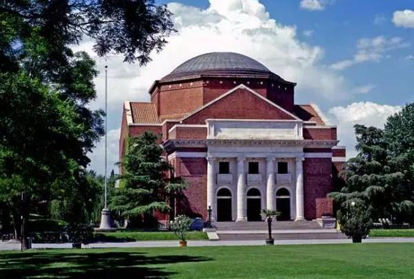 清华700门课程英语授课改了吗,清华全英文授课真的假的啊