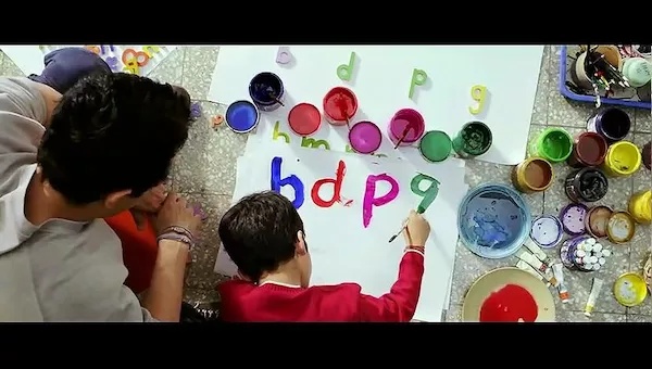 豆瓣8.9：打破偏见，冲破制度，盲人米可终于成为一流声音剪接师