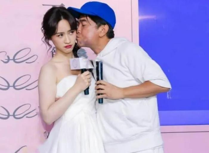58岁吴宗宪当众亲吻30岁女儿,吴宗宪当众亲吻27岁女儿