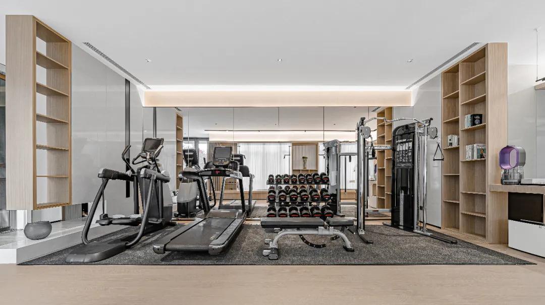 直线优雅,流线迷幻——南昌私人会所改造项目