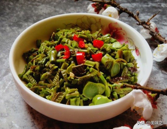 香椿芽怎么做好吃又简单家常做法,香椿芽的家常做法大全窍门