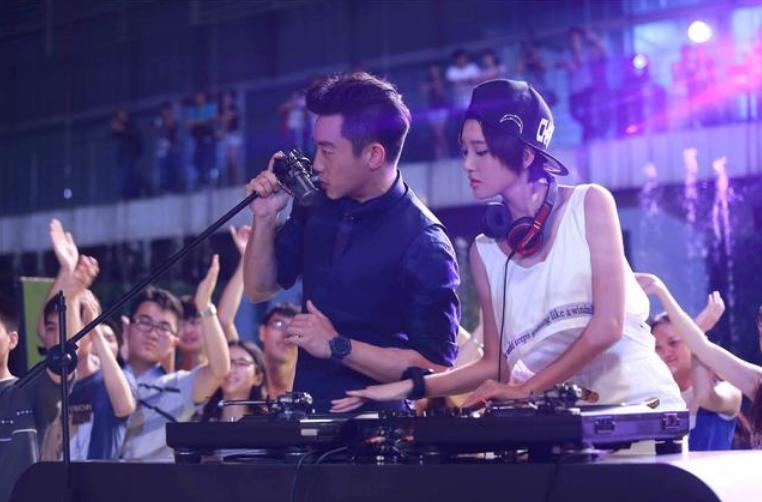 情场小王子郑恺片段,夜店郑恺电视剧