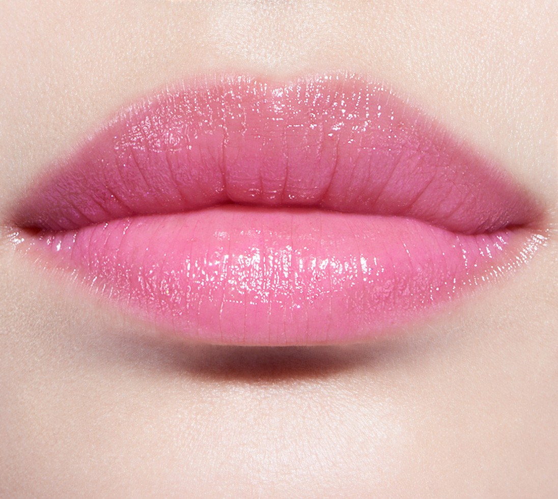 唇色深涂什么唇膏可以改善,唇色太深怎么淡化