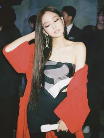 中国的肚兜中国风,国外流行中国肚兜