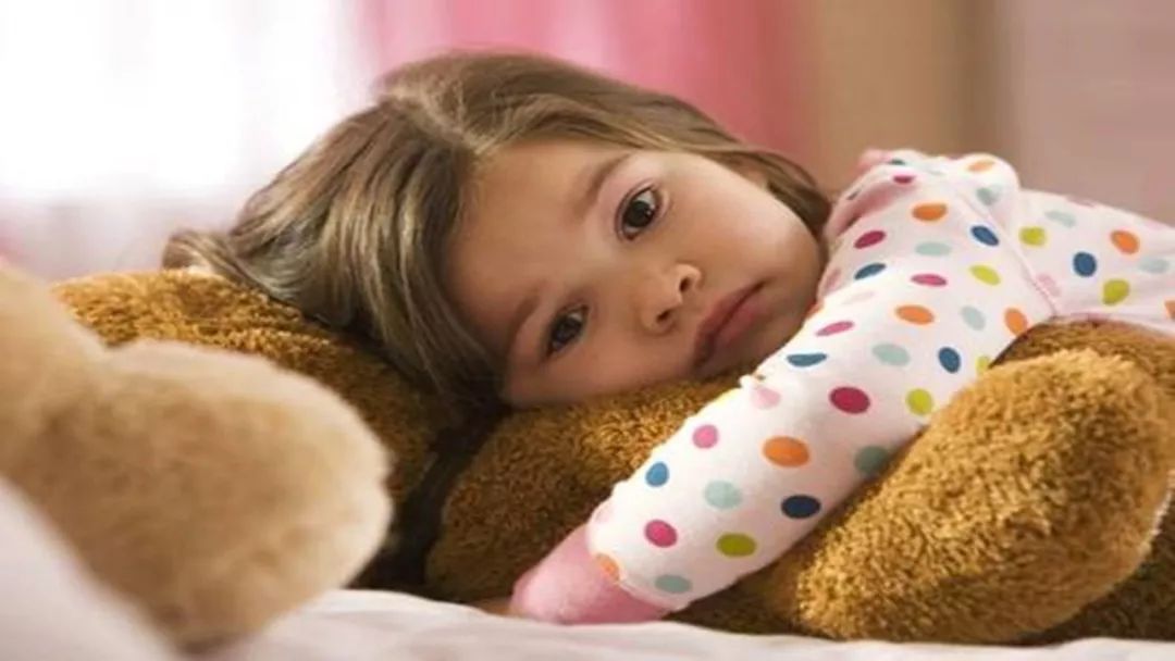 孩子内向胆小怎么培养,孩子胆小内向怎么引导孩子社交