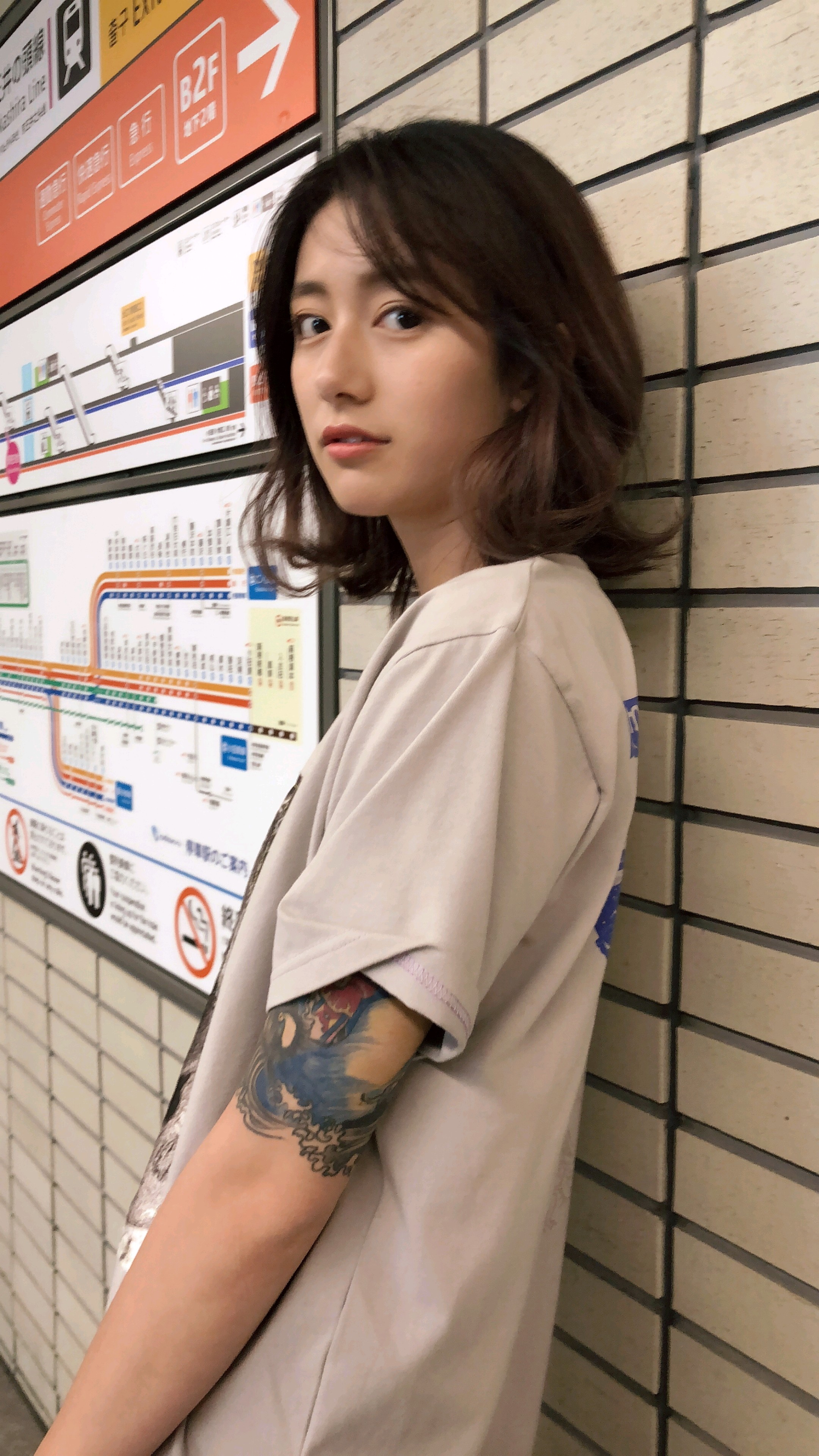 动漫美少女手机壁纸二次元,动漫壁纸女二次元手机高清