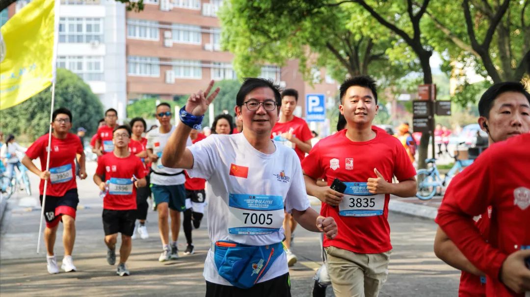 奔跑吧，少年|2019中国大学生马拉松联赛宁波大学站激情开跑