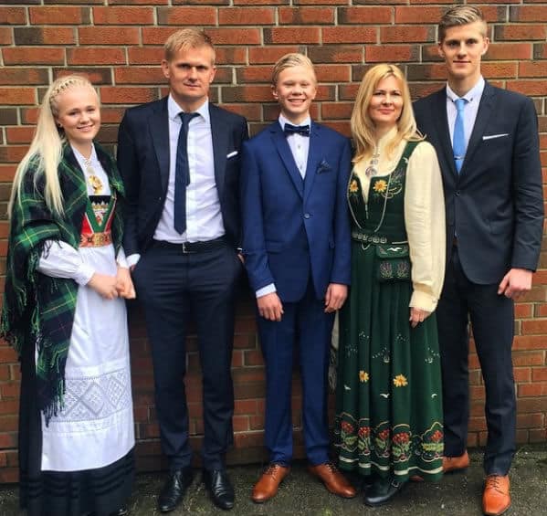 哈兰德中锋为什么和前锋一样,哈兰德中锋强在哪里