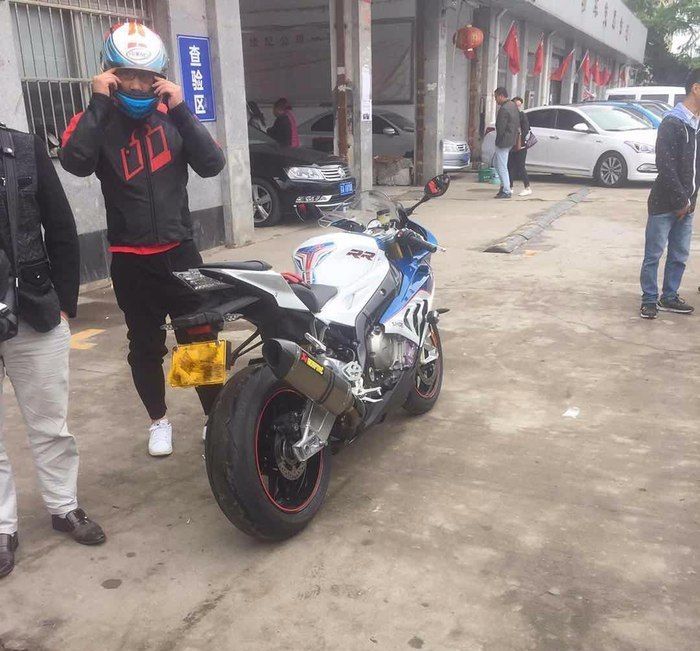 川崎er6n和川崎650如何选择,川崎er6n对比春风650nk