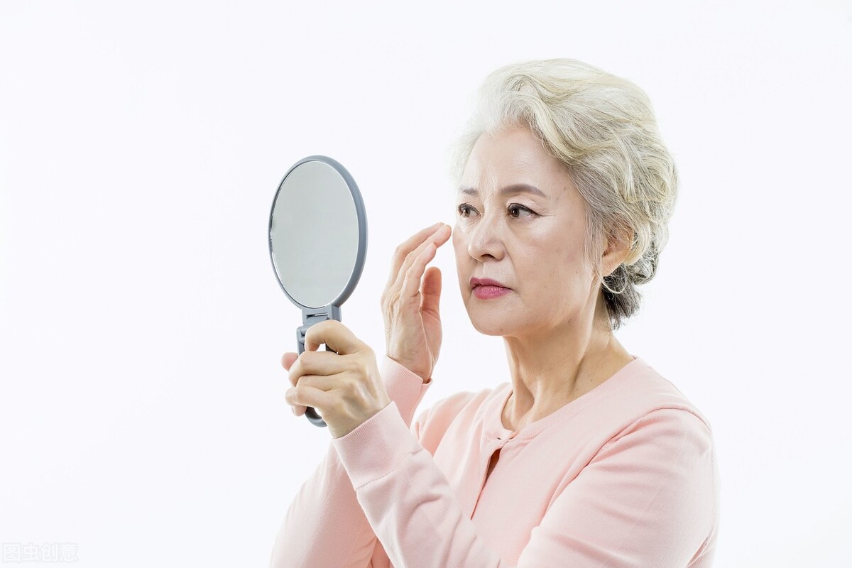随着年龄增长皱纹松弛等皮肤问题,年龄增长导致的衰老怎么预防