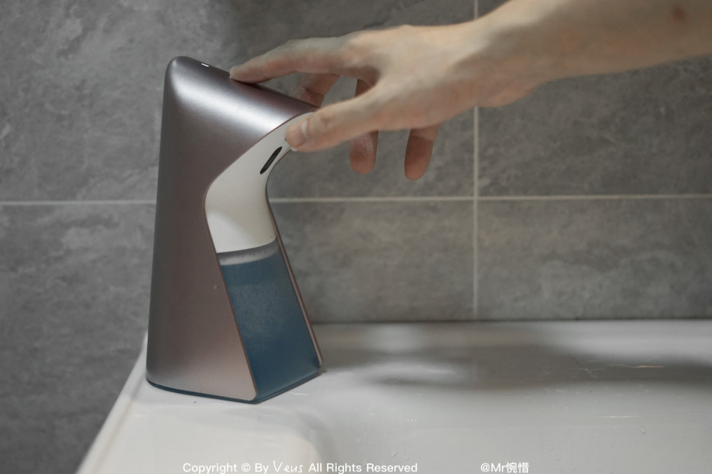 性价比更高的洗手机——拉酷爱丽歌泡沫洗手机