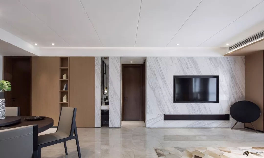 30㎡清欢·简约不失精致的木质温馨家｜东荷逸品空间设计欧模网