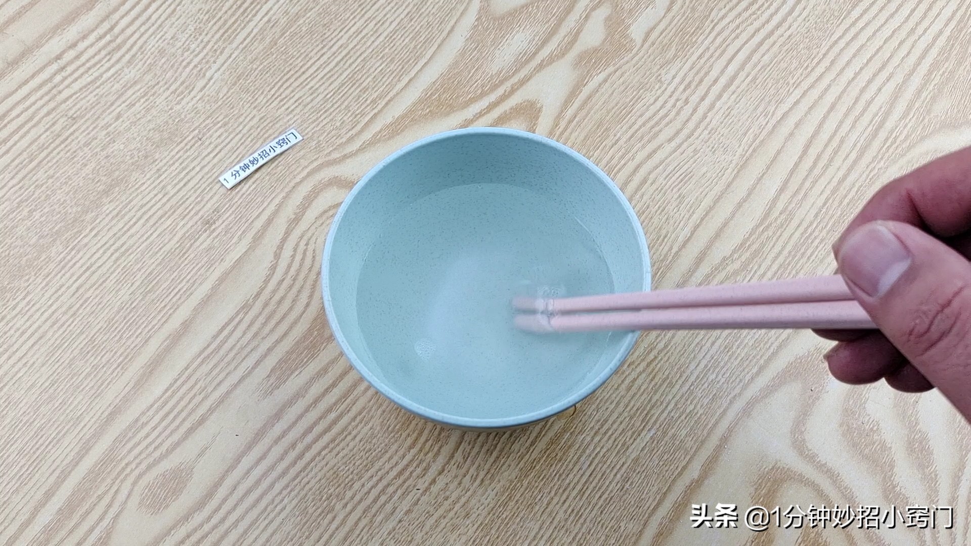 水洗毛呢大衣的正确清洗方法,水洗毛呢大衣的方法