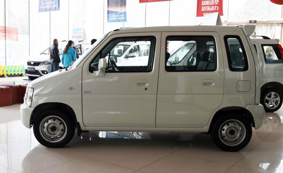 新款北斗星2023款汽油版自动挡,北斗星新款4万