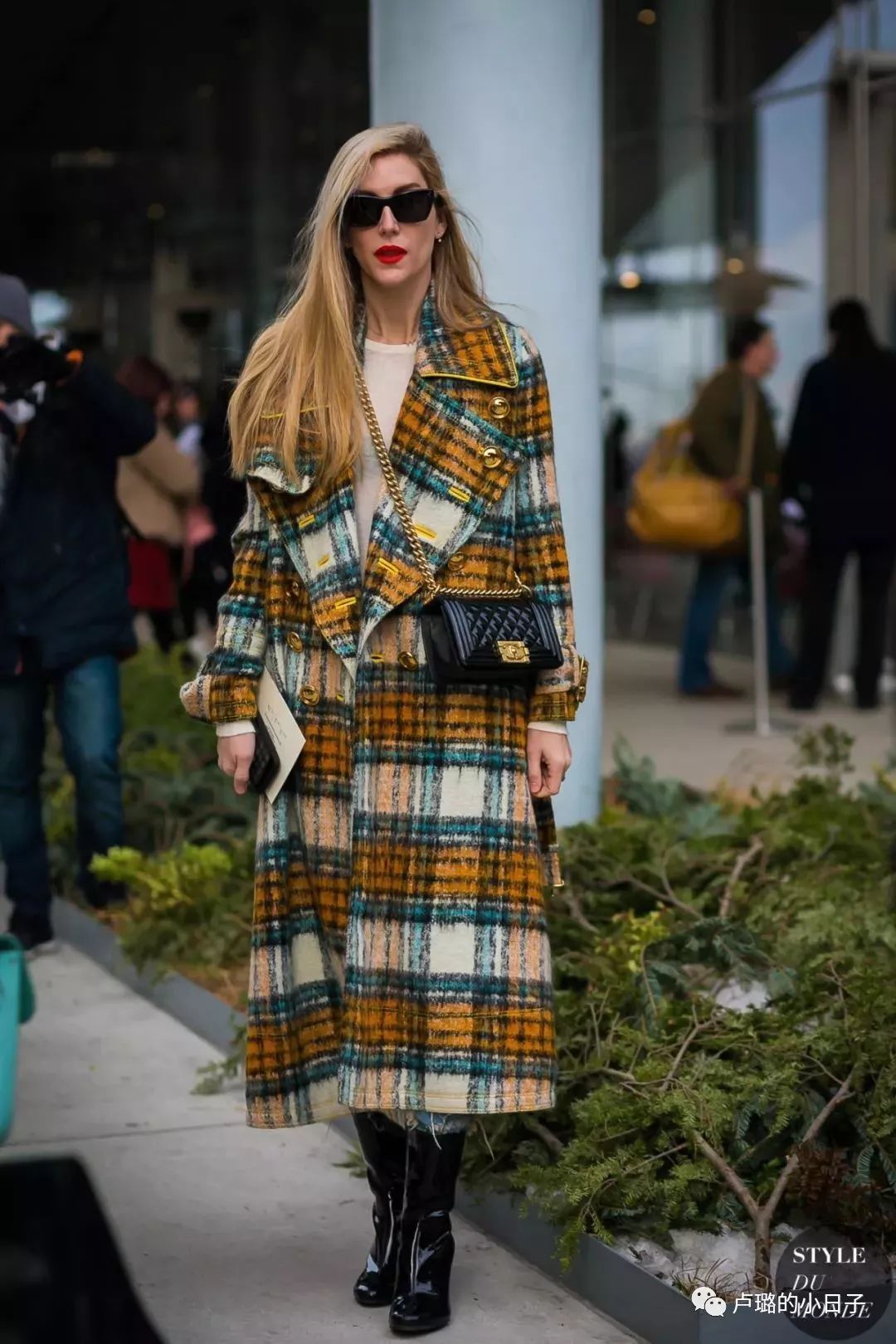 又轻又实用的名牌包,中国名牌包排行榜前十名及价位