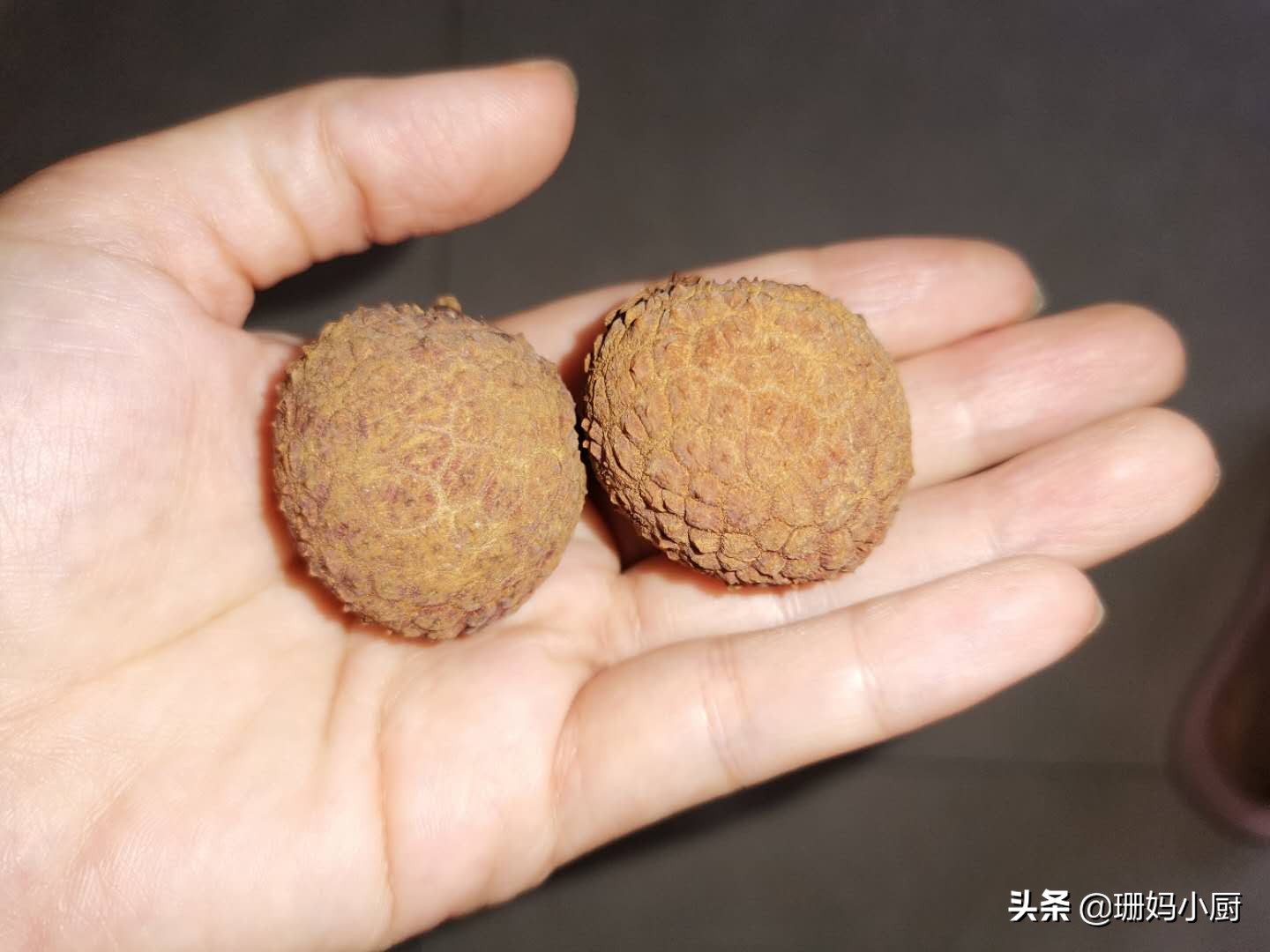 荔枝怎么处理才能白,荔枝的保存方法有几种