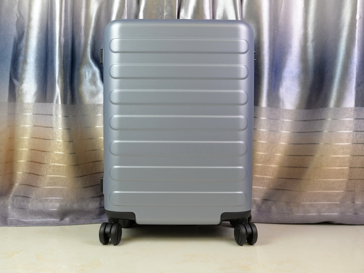 90分七道杠旅行箱体验：商旅两用，推拉更轻松