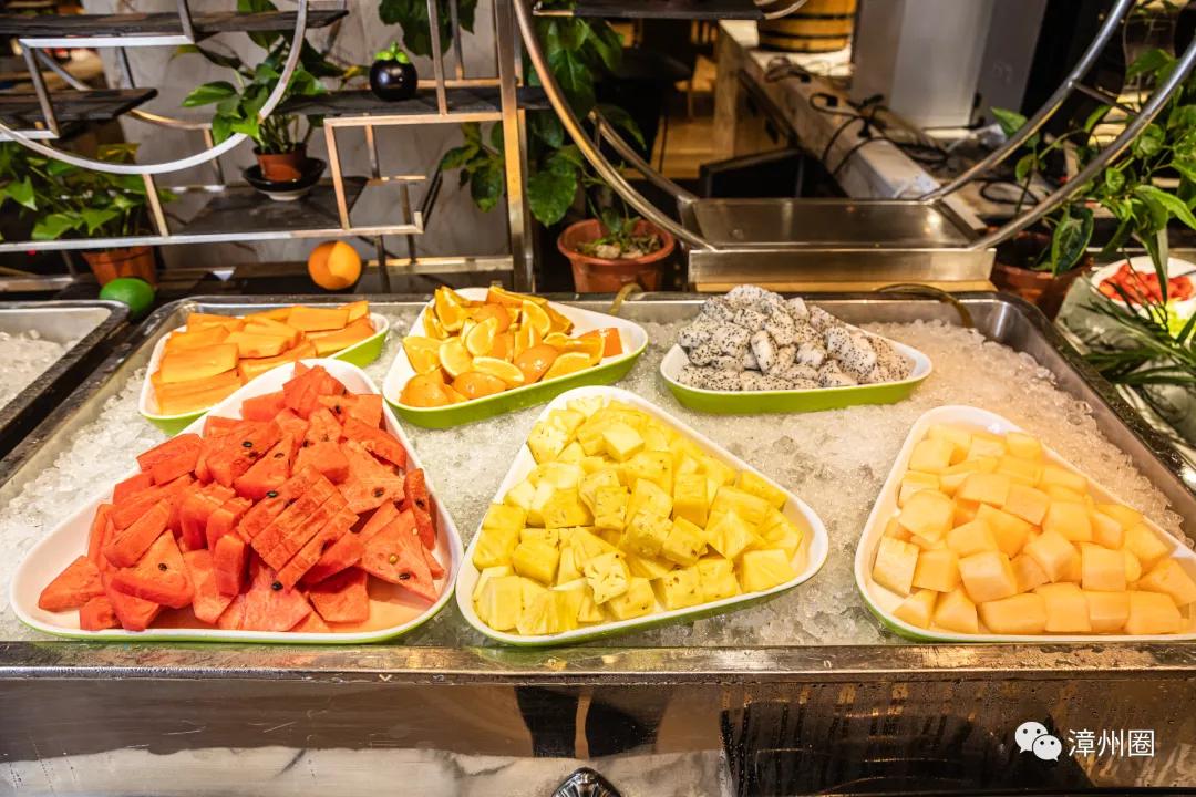 小龙虾海鲜自助烤肉,这家自助餐性价比超高