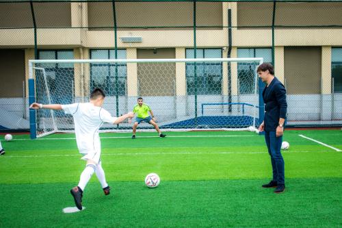 莫伦特斯绝杀皇马视频,莫伦特斯最新比赛视频