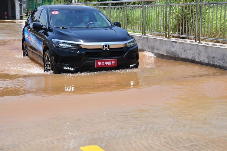 广汽本田安全知识,广汽本田安全超感系统