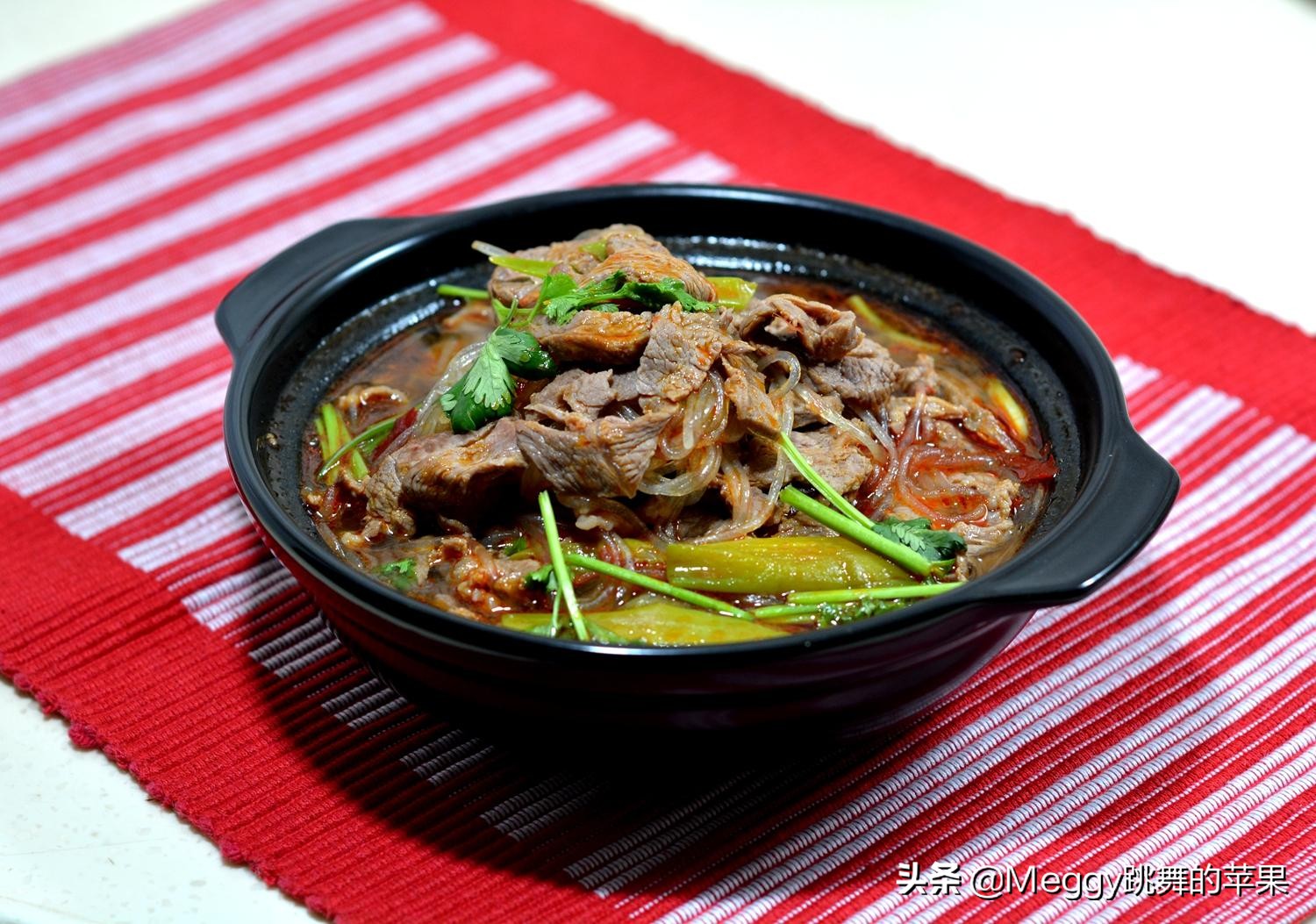 除夕年夜饭，8道吉祥菜，有荤有素，色香味俱全，老人孩子都喜欢