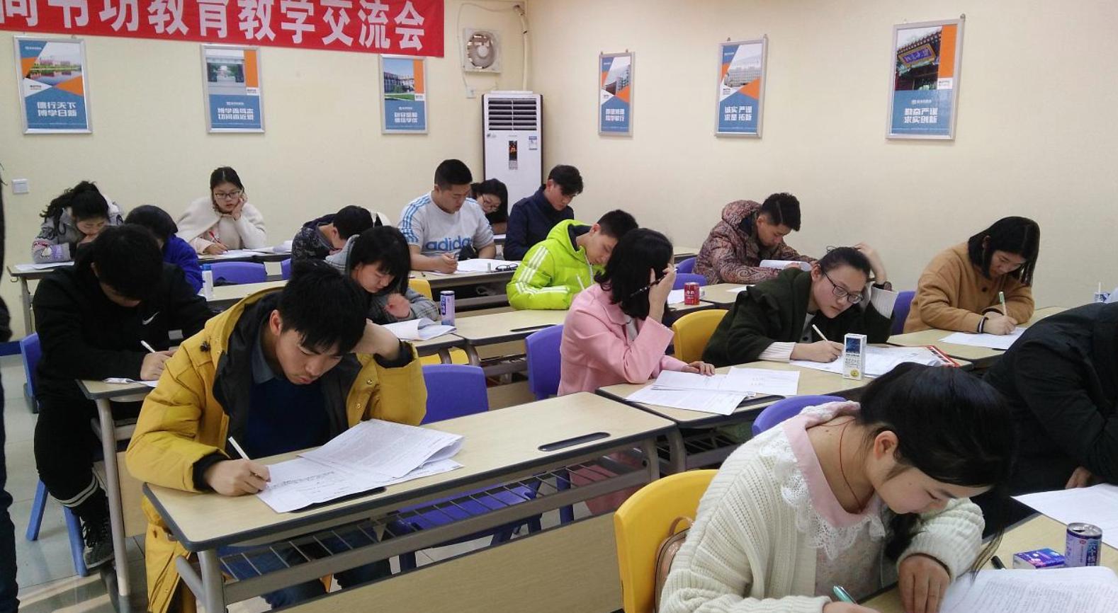 鸡娃之路的心酸历程,读懂鸡娃背后的教育焦虑家长必读