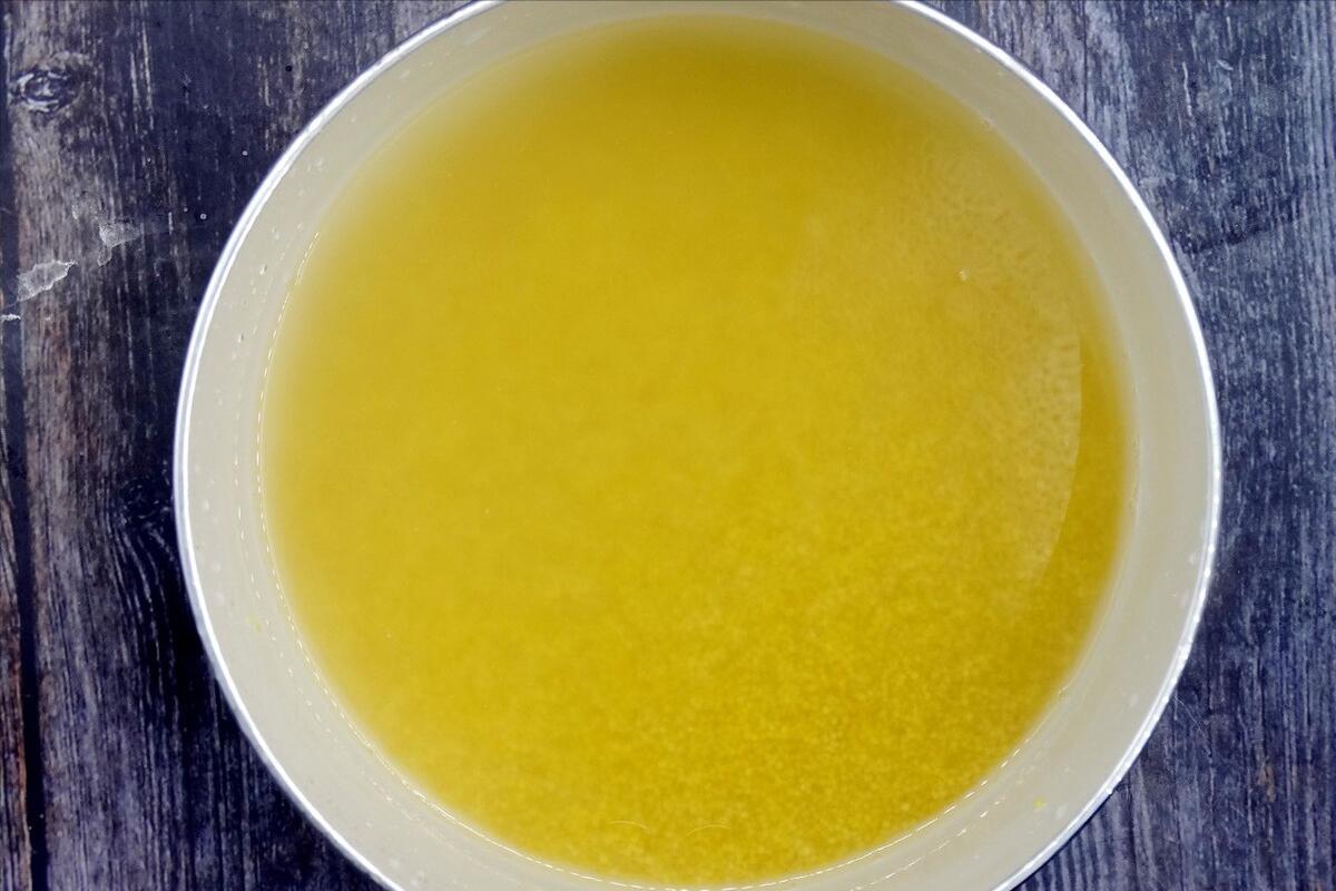 天凉了喝点小米粥,咸香好喝的家庭版海参小米粥