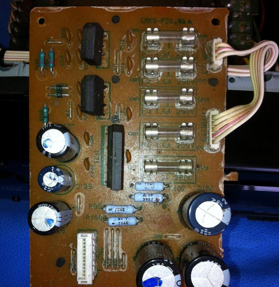 修一台建伍高端功放内部线路不亚于一台黑白电视机