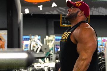 肩膀侧平举斜方肌代偿,练的肩膀太宽了