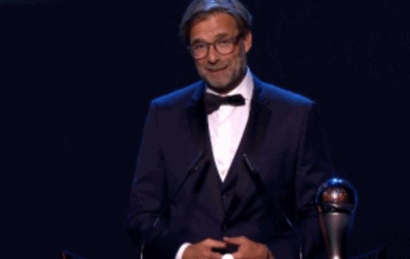 梅西当选世界足球先生亨利领奖,fifa年度颁奖典礼瓜迪奥拉梅西