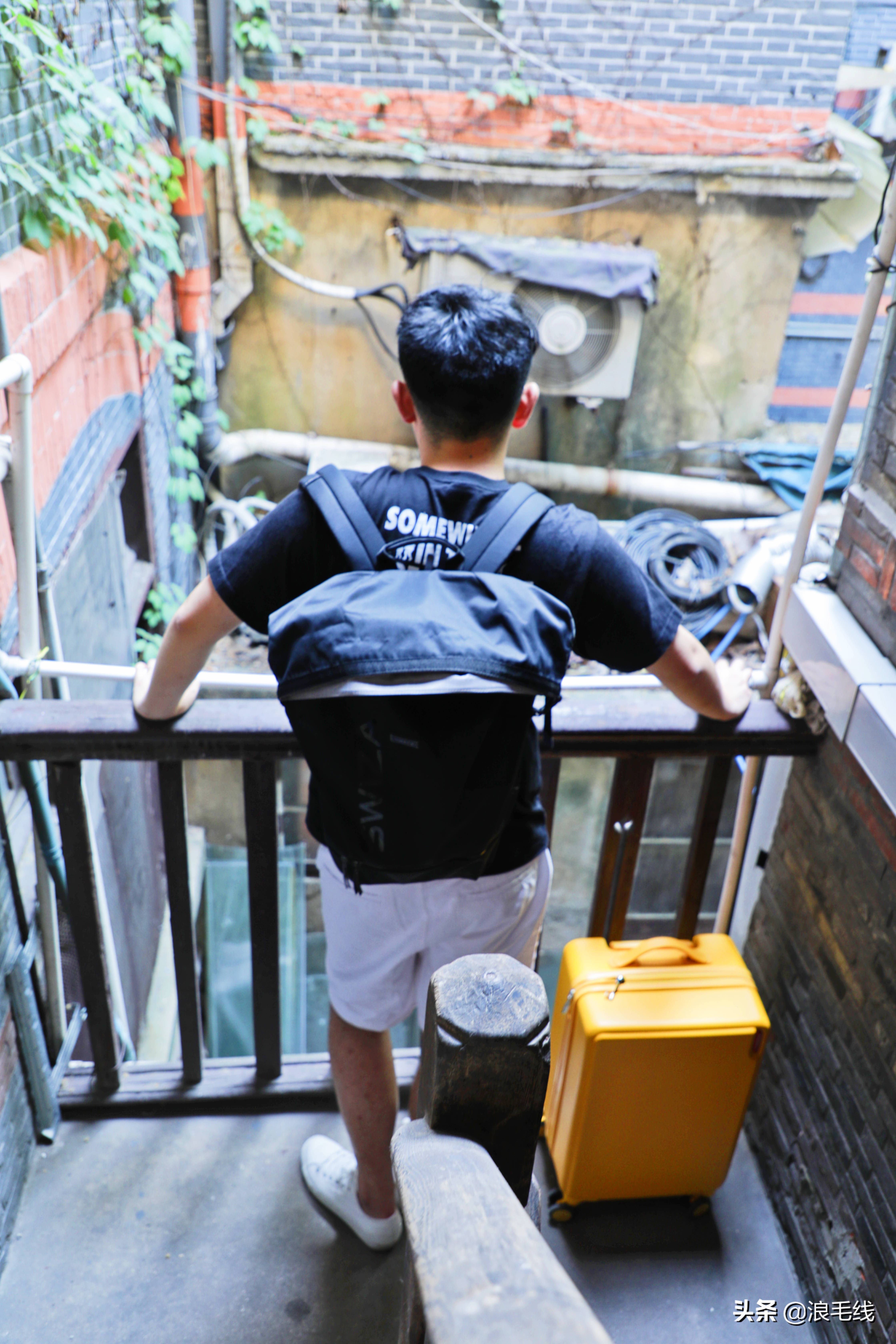 云南俩夫妻入住酒店,夫妻云南旅游民宿