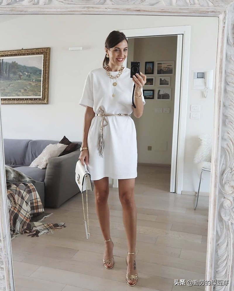 女士雪纺衫穿搭方法30岁,女士雪纺衫穿搭技巧