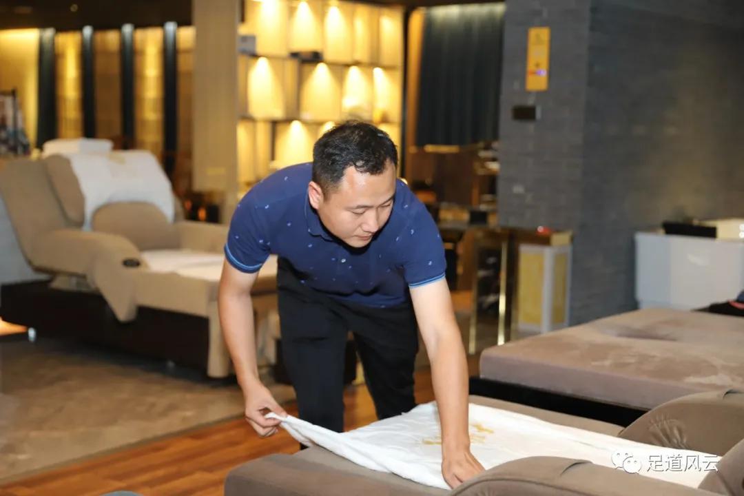 品一沙发：用技术和服务赢得客户满意