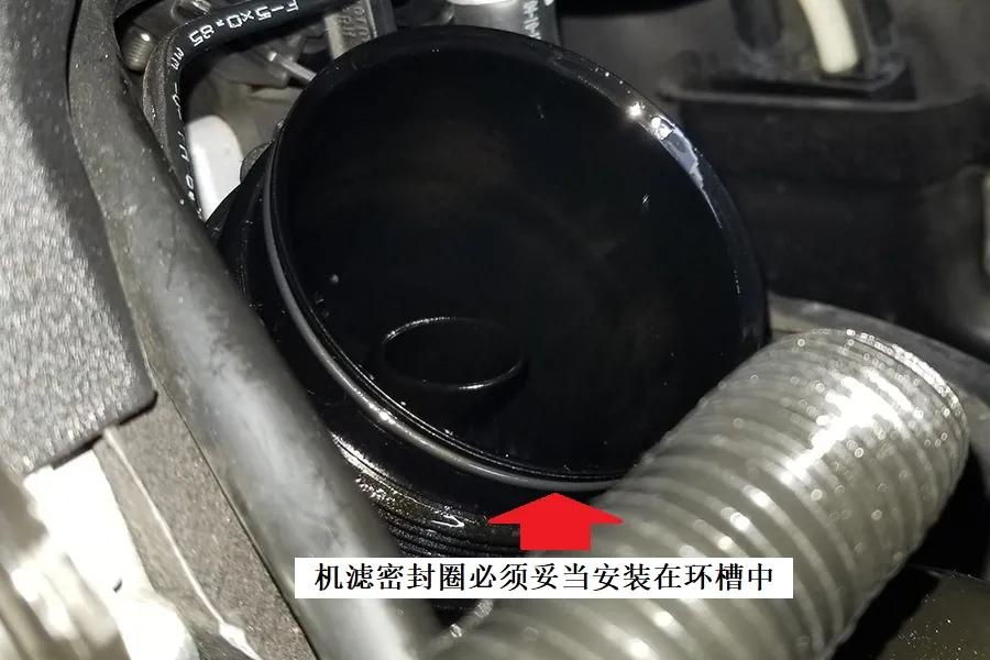 鼻子总闻到一股焦糊味是什么原因,刚保养完一直有股焦糊味