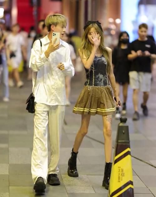 套路璐个人资料,套路璐真实长相