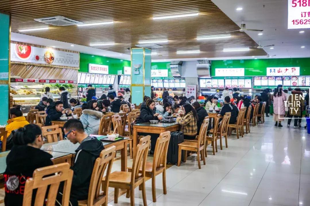 这样的青春，混迹过黄家湖大学城的人都会懂